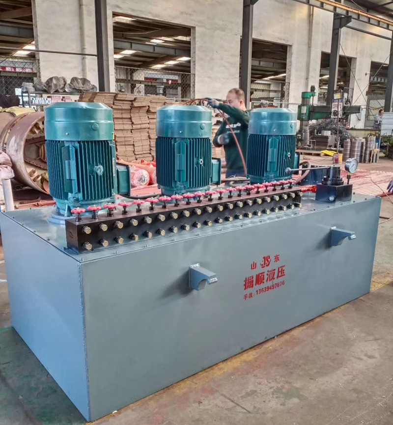 105升超高壓泵站今天發(fā)貨 依靠質(zhì)量和誠(chéng)信收貨成功